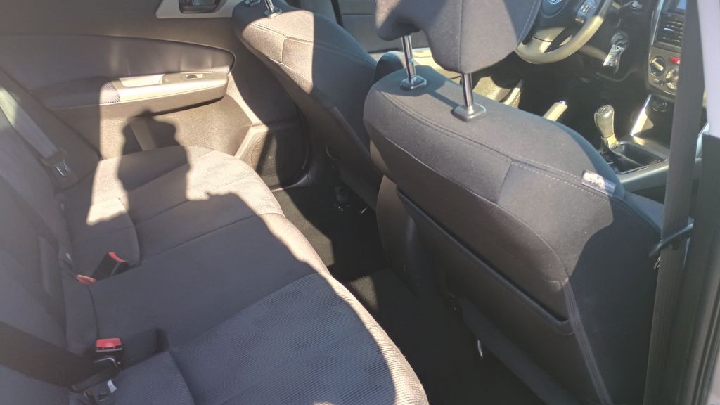 2010 Subaru Forester Image 27