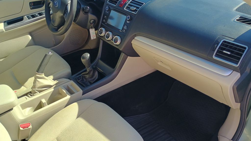 2016 Subaru Impreza Image 32