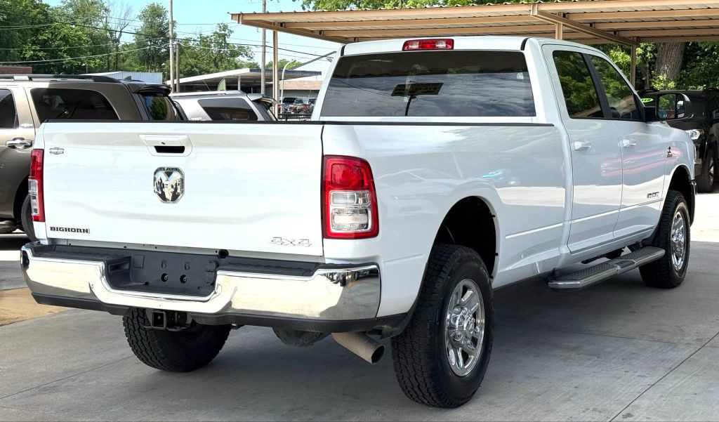 2022 RAM 3500 Image 5
