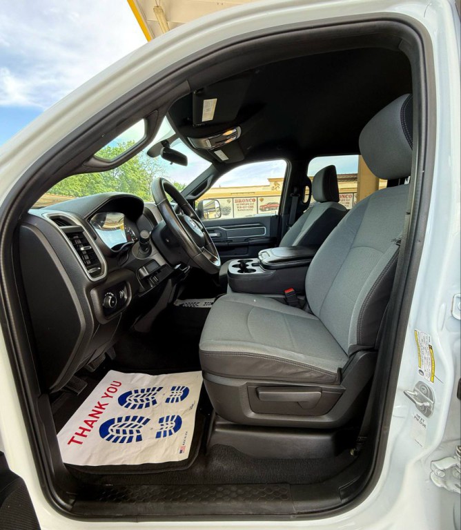 2022 RAM 3500 Image 10