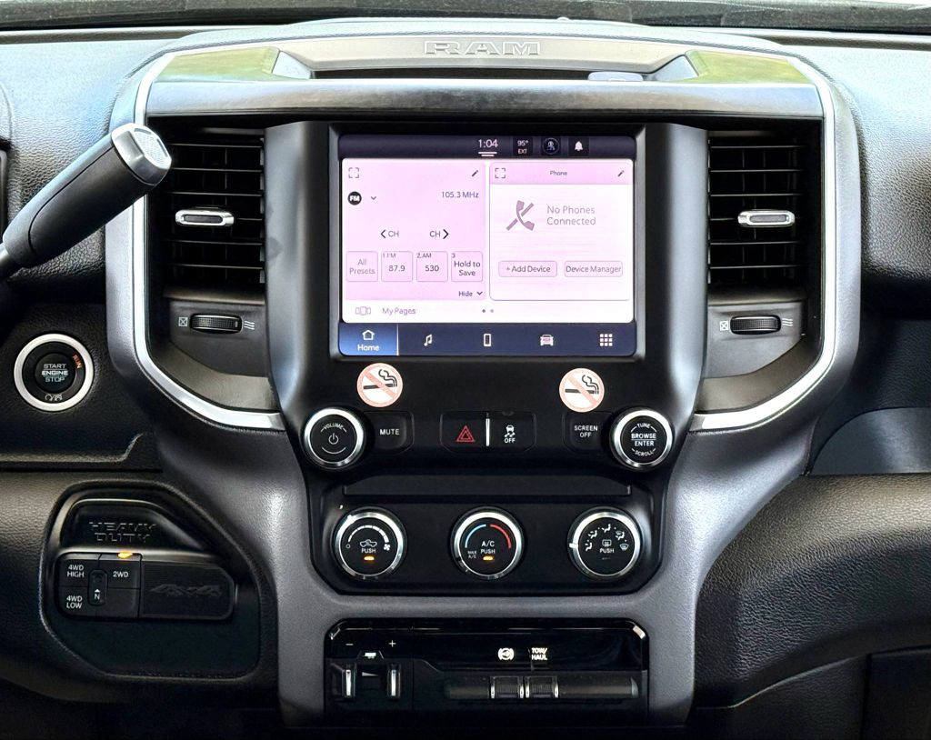 2022 RAM 3500 Image 15
