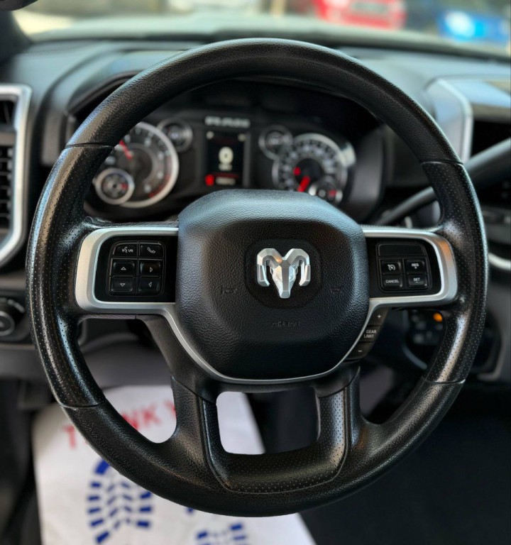 2022 RAM 3500 Image 20