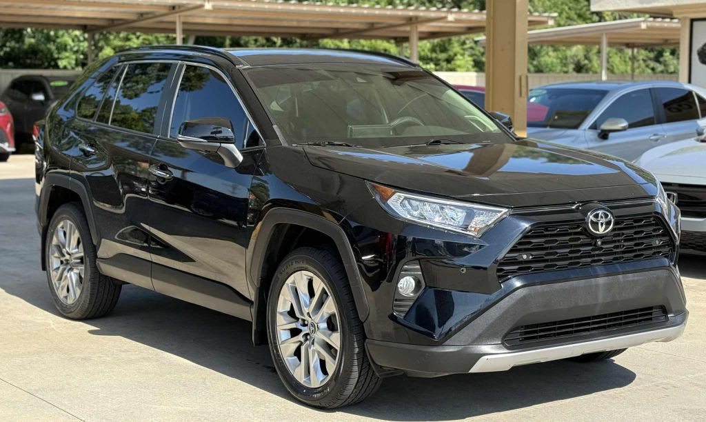 2019 Toyota Rav4 Image 3