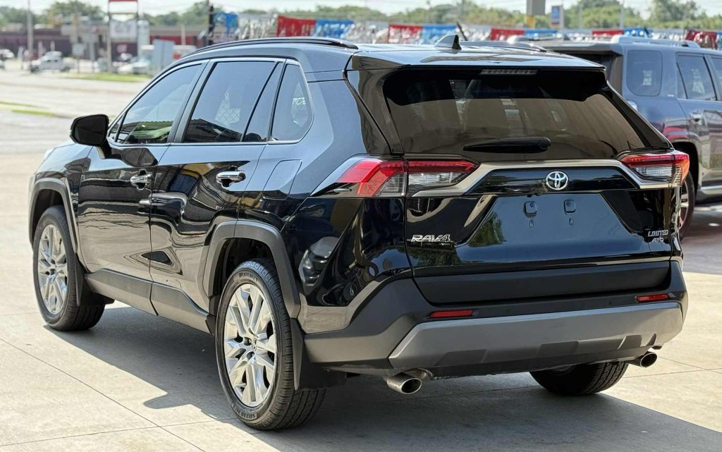 2019 Toyota Rav4 Image 6