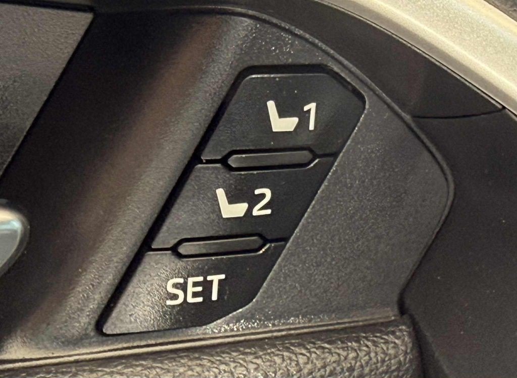 2019 Toyota Rav4 Image 10