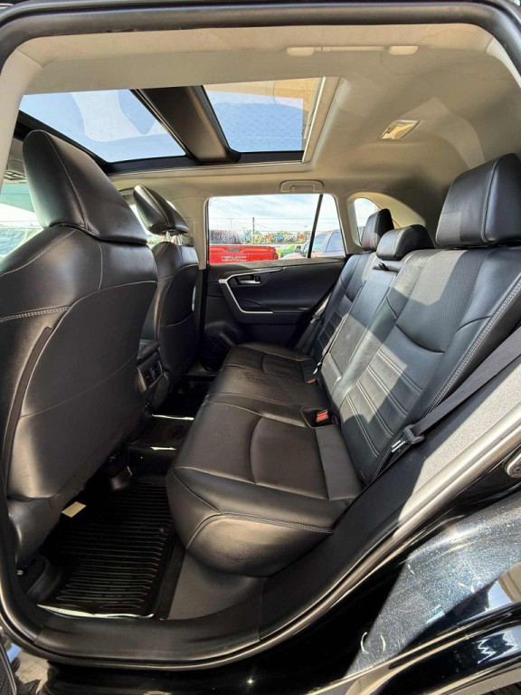 2019 Toyota Rav4 Image 12