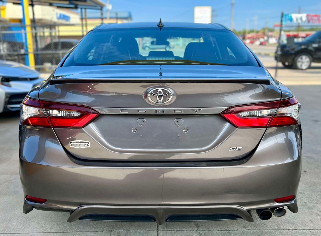 2022 Toyota Camry Image 6