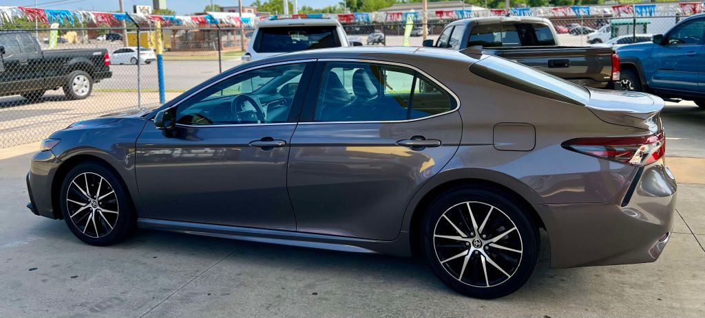 2022 Toyota Camry Image 10