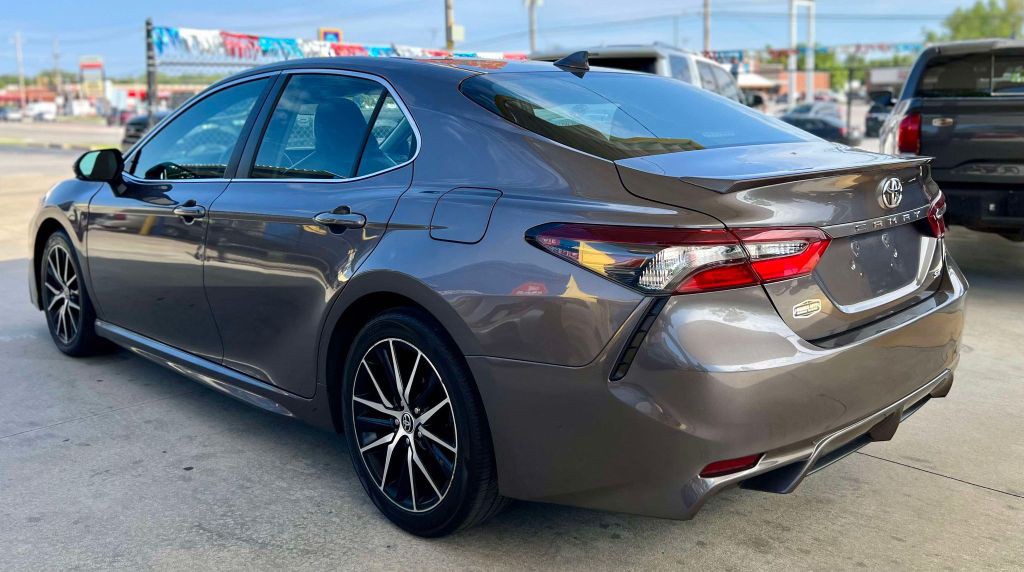 2022 Toyota Camry Image 12
