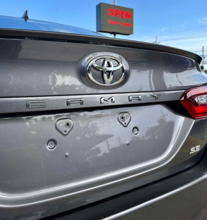 2022 Toyota Camry Image 16