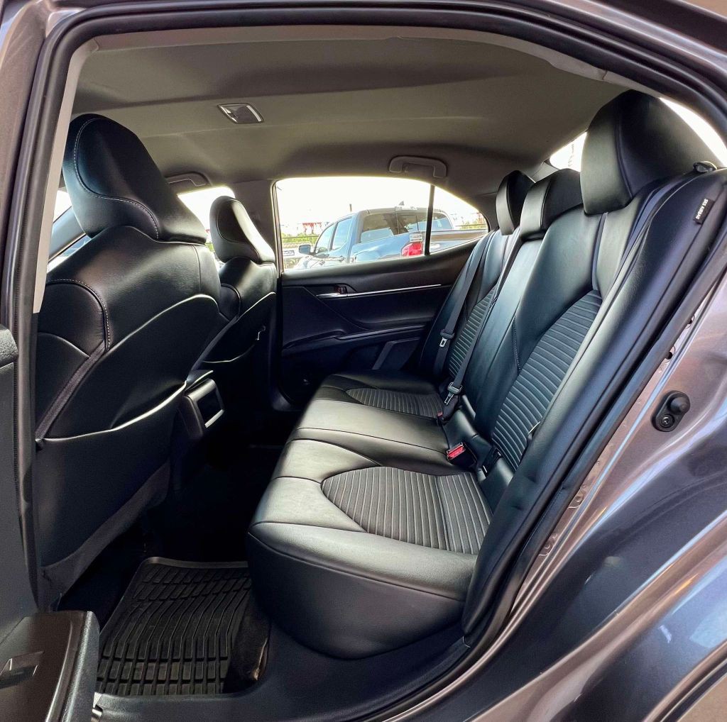 2022 Toyota Camry Image 19