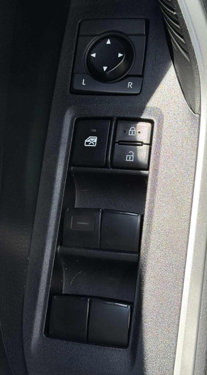 2019 Toyota Rav4 Image 8