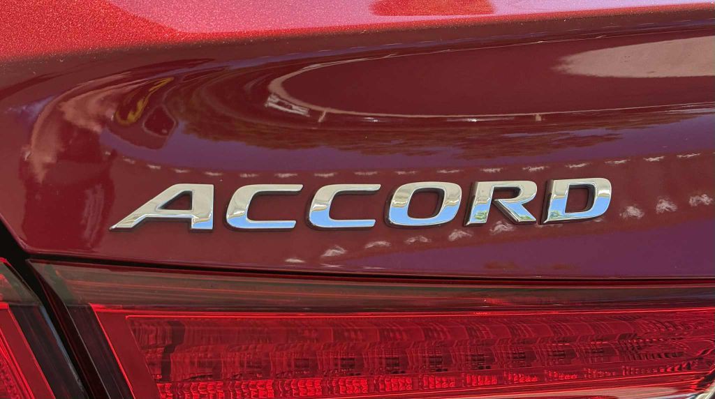2022 Honda Accord Image 6