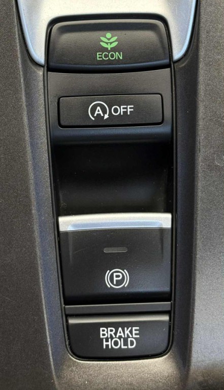 2022 Honda Accord Image 13