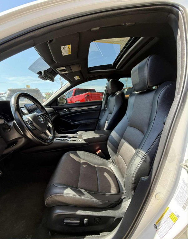 2020 Honda Accord Image 9