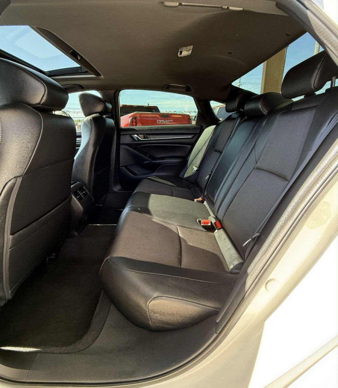 2020 Honda Accord Image 10