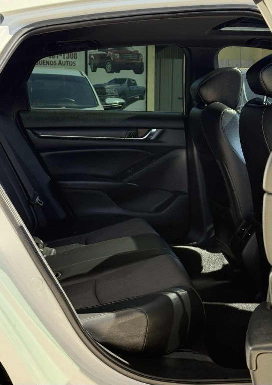2020 Honda Accord Image 11