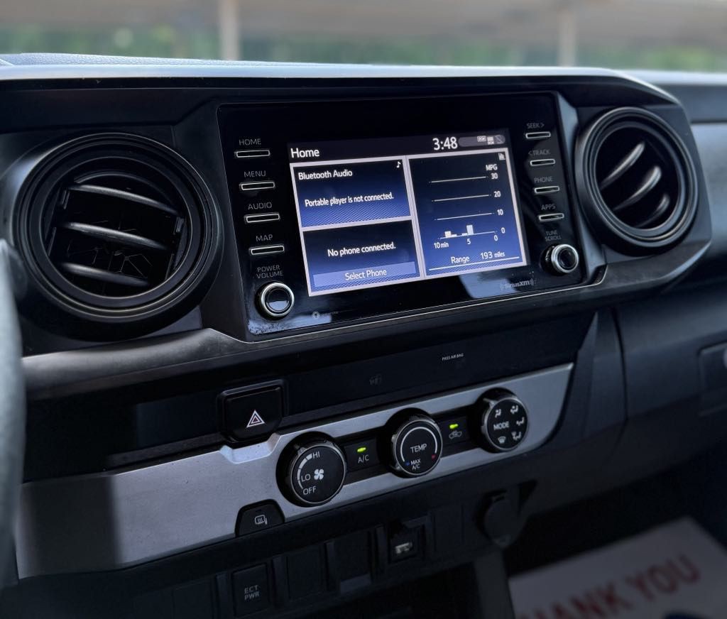 2020 Toyota Tacoma Image 13