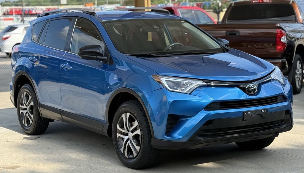 2018 Toyota Rav4 Image 3