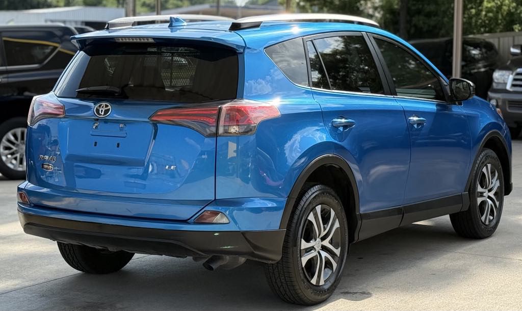 2018 Toyota Rav4 Image 4