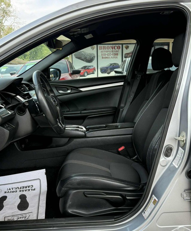 2020 Honda Civic Image 11