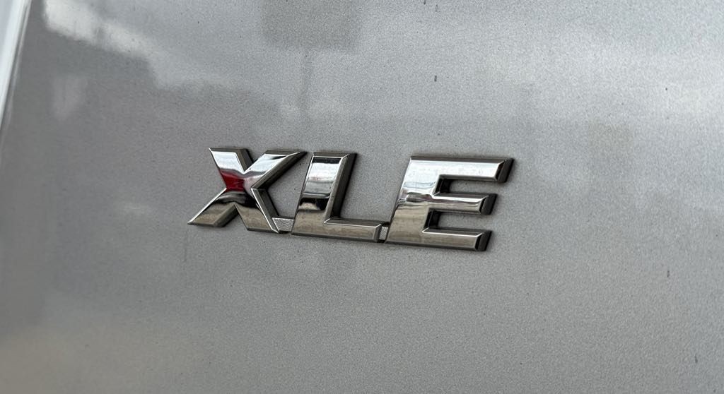 2018 Toyota Rav4 Image 8