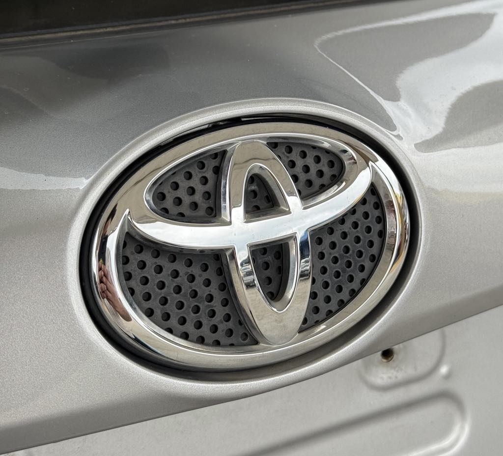 2018 Toyota Rav4 Image 9