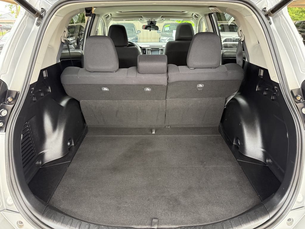 2018 Toyota Rav4 Image 21