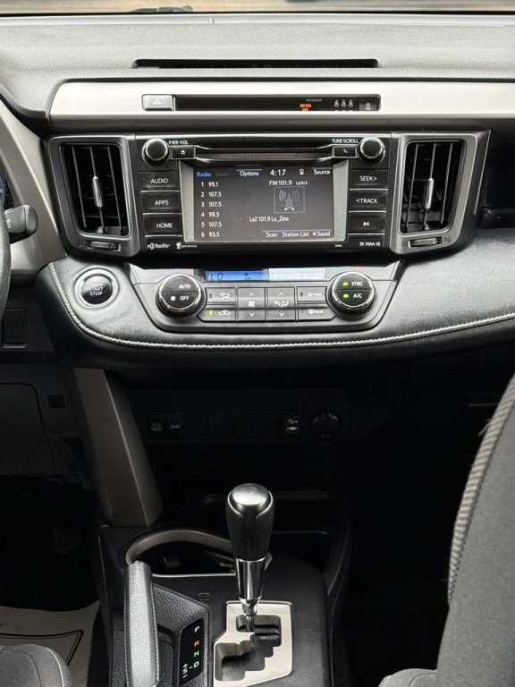 2018 Toyota Rav4 Image 24