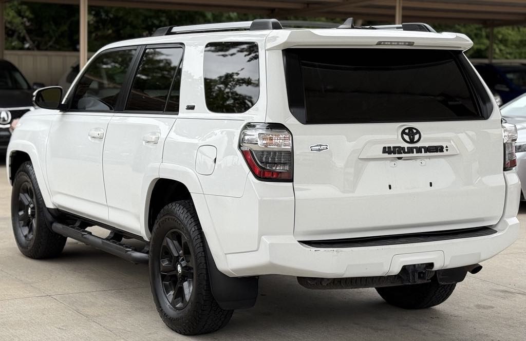 2022 Toyota 4Runner Image 6