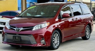 Image for 2020 Toyota Sienna XLE ID: 6783925