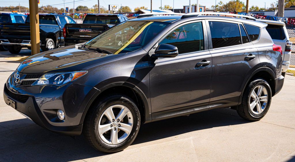 2014 Toyota Rav4 Image 5