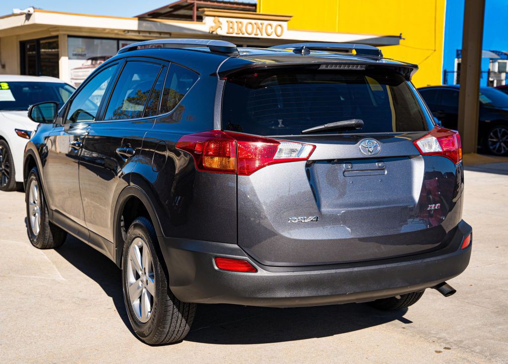 2014 Toyota Rav4 Image 10