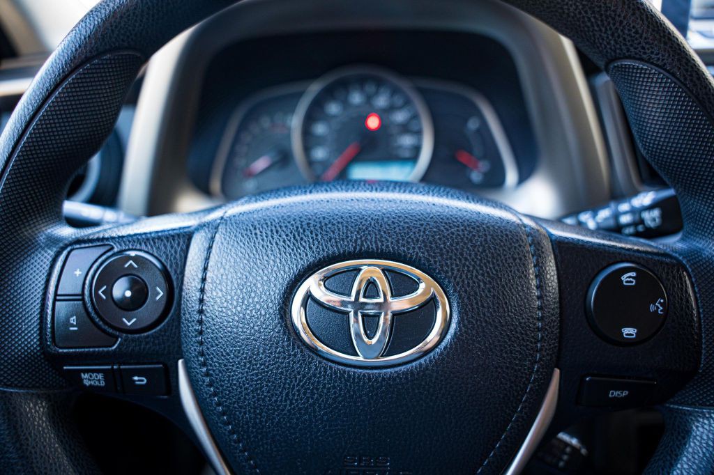 2014 Toyota Rav4 Image 24