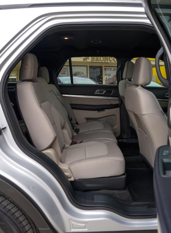 2018 Ford Explorer Image 17