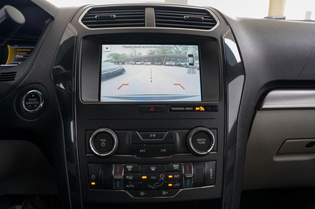 2018 Ford Explorer Image 22
