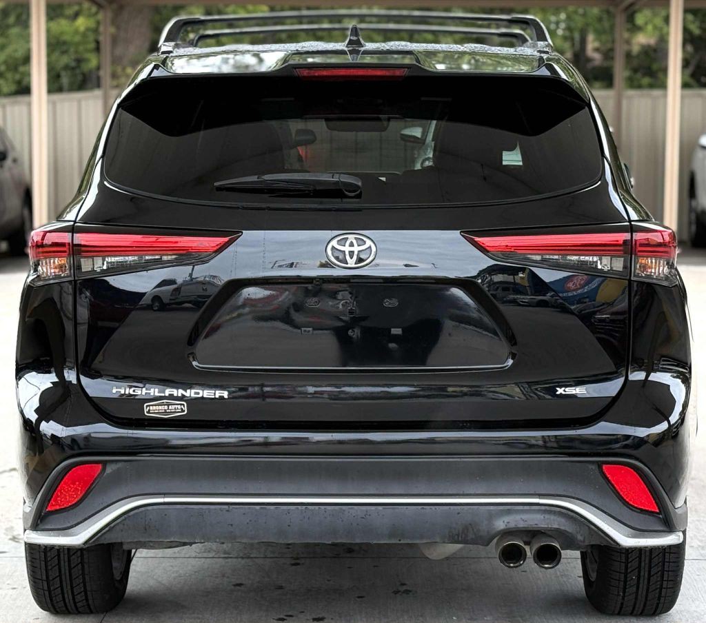 2022 Toyota Highlander Image 5
