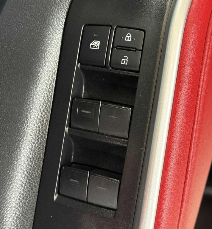 2022 Toyota Highlander Image 10