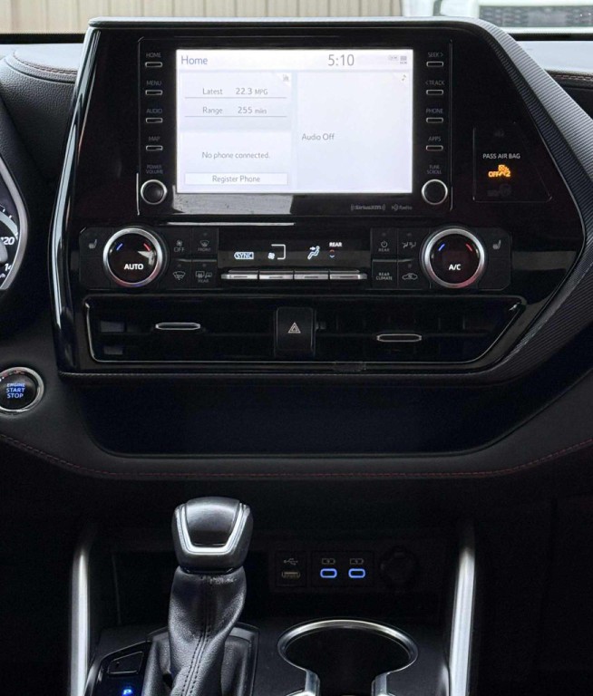 2022 Toyota Highlander Image 15