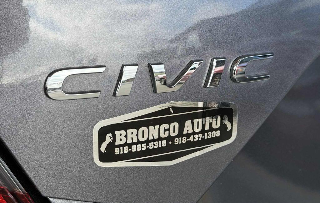 2019 Honda Civic Image 19