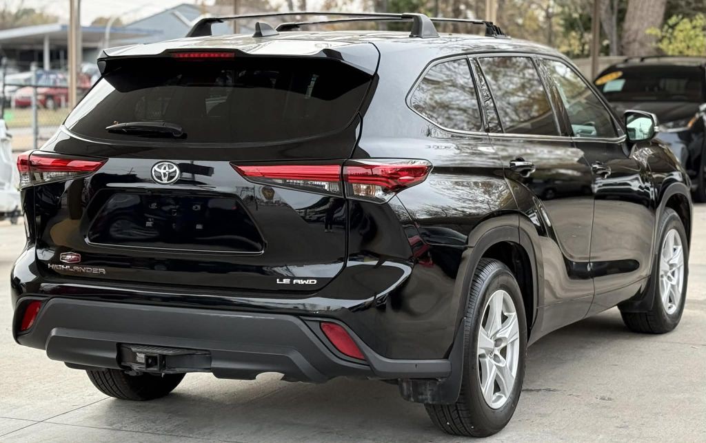 2022 Toyota Highlander Image 4