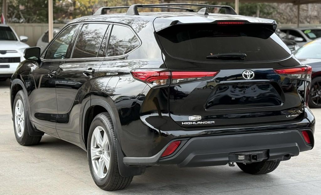 2022 Toyota Highlander Image 6
