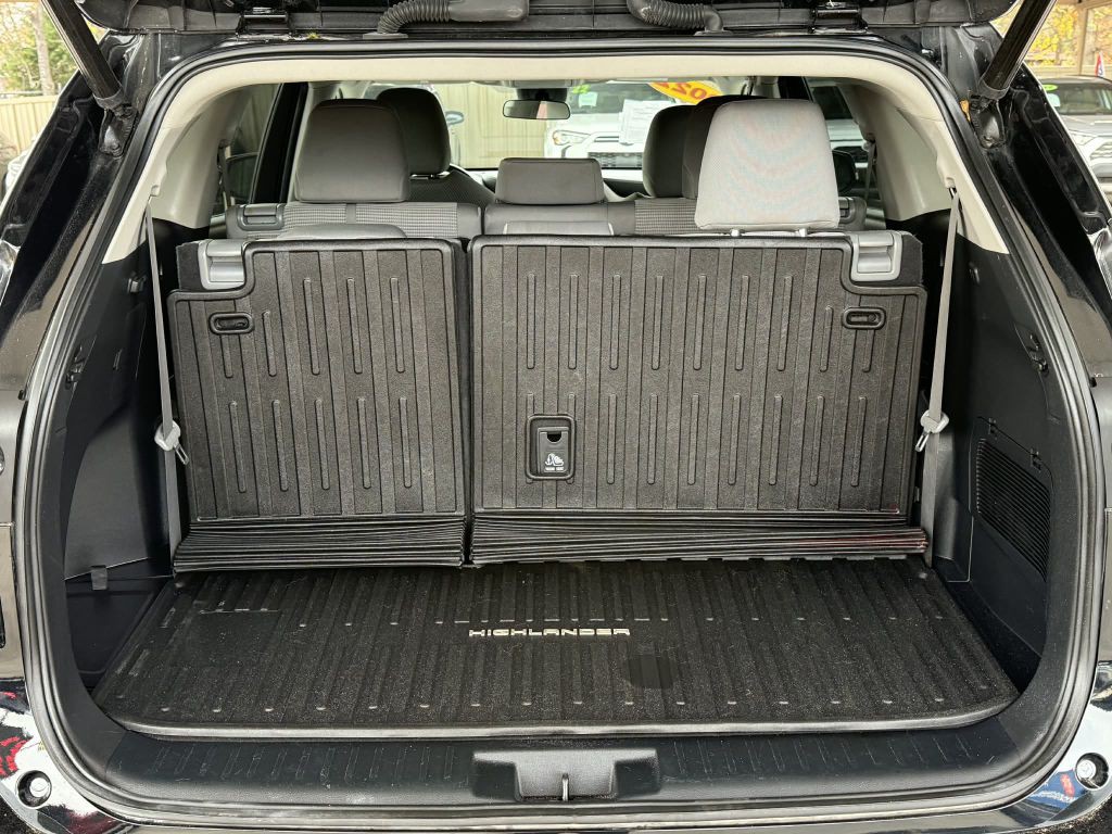 2022 Toyota Highlander Image 10