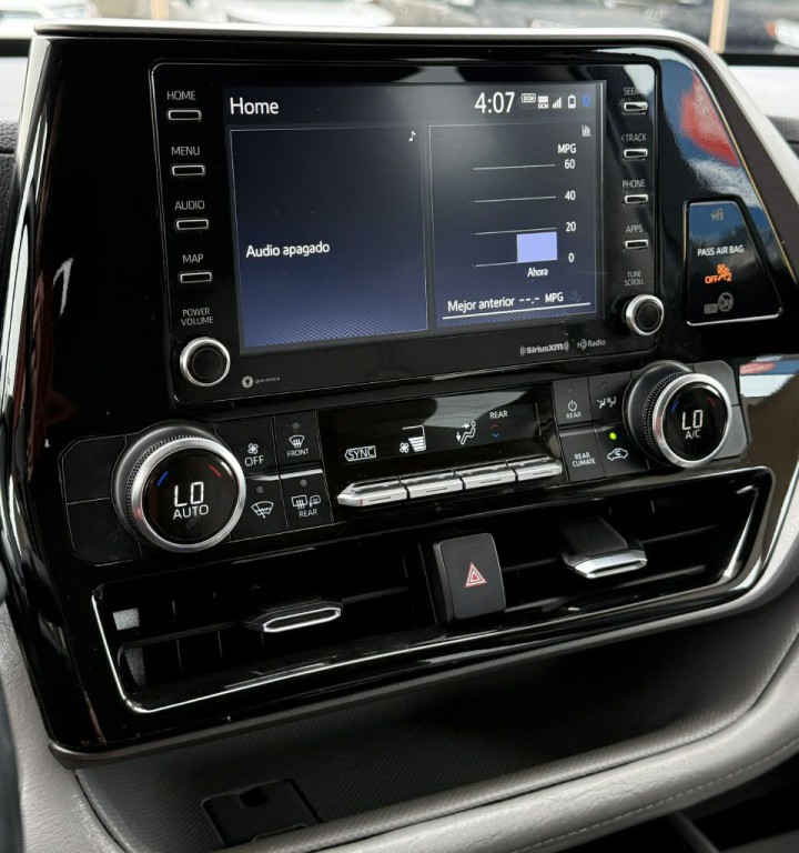 2022 Toyota Highlander Image 14