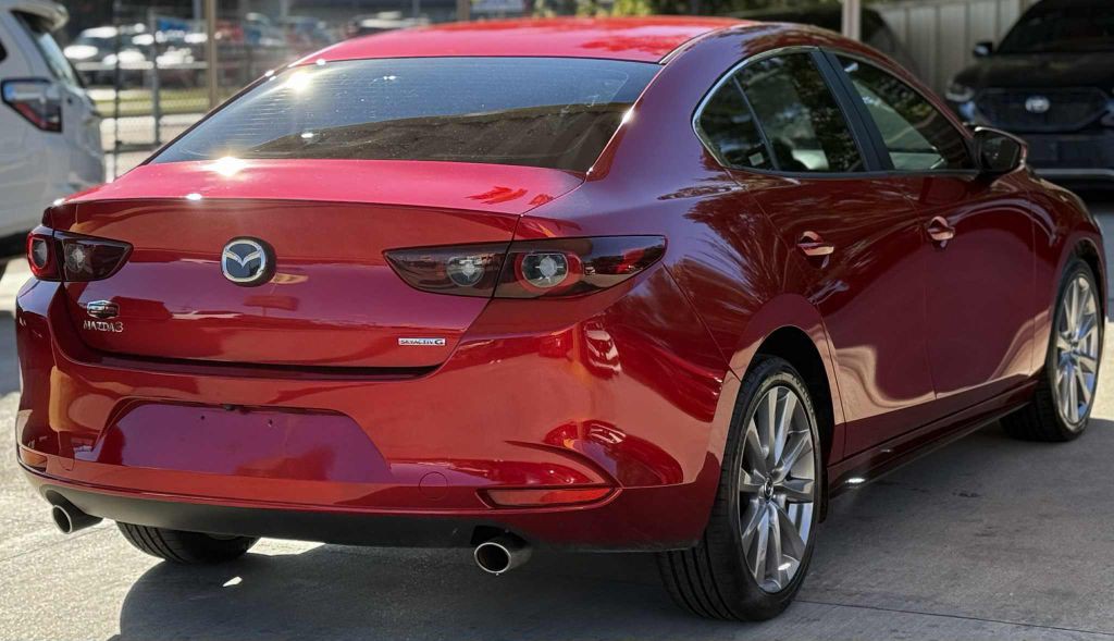 2025 Mazda Mazda3 Image 4