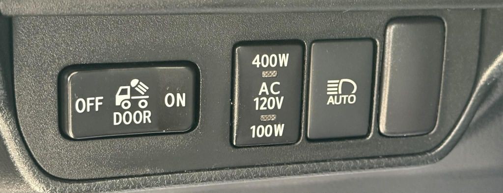 2018 Toyota Tacoma Image 14