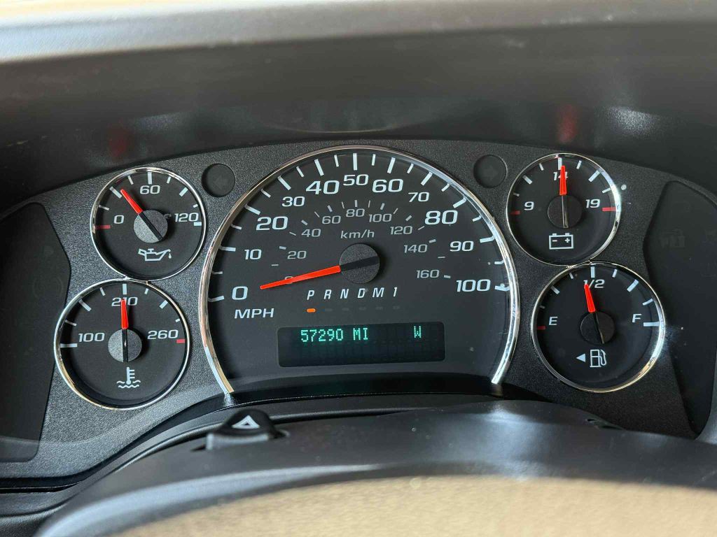 2023 Chevrolet Express Image 12