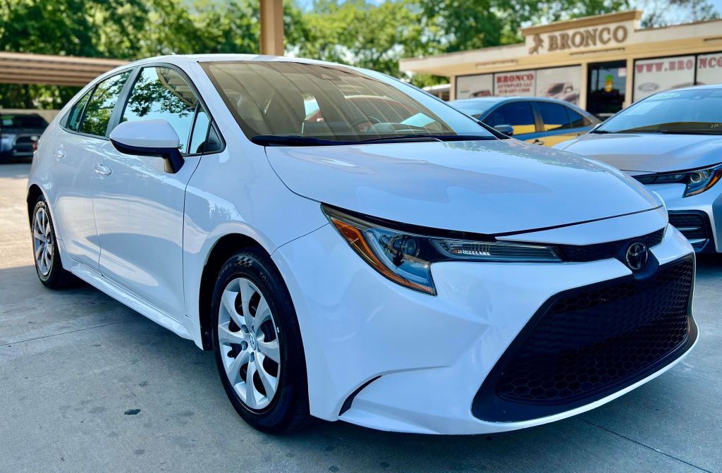 2020 Toyota Corolla Image 1