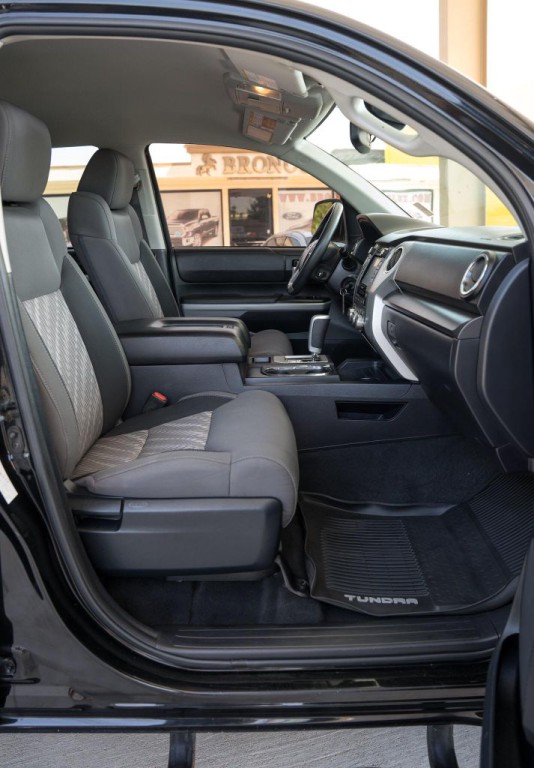 2018 Toyota Tundra Image 19