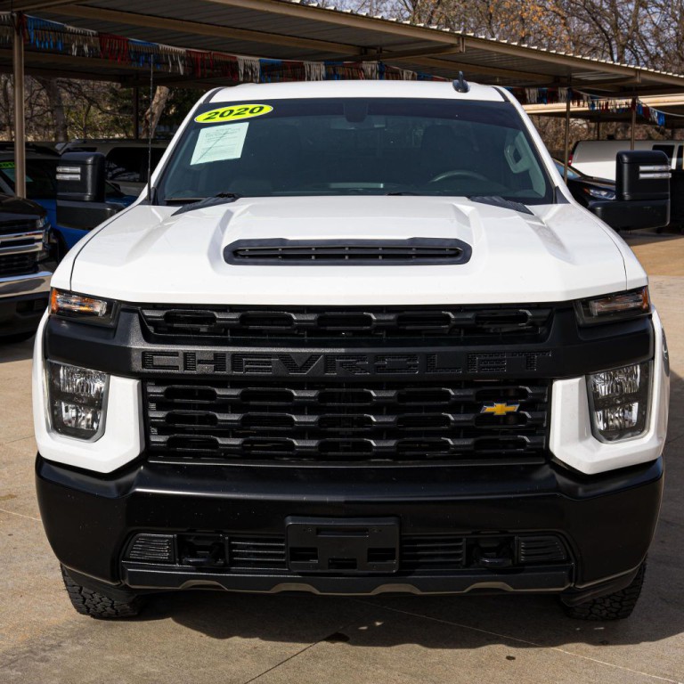2020 Chevrolet Silverado 1500 Image 2